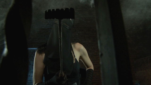 LADY AISHA - ARABISCHE GÖTTIN FOLTERT DICH MIT DEM BRANDEISEN