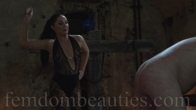 ANNA CONDA  - CANING IS MY SPECIALTY